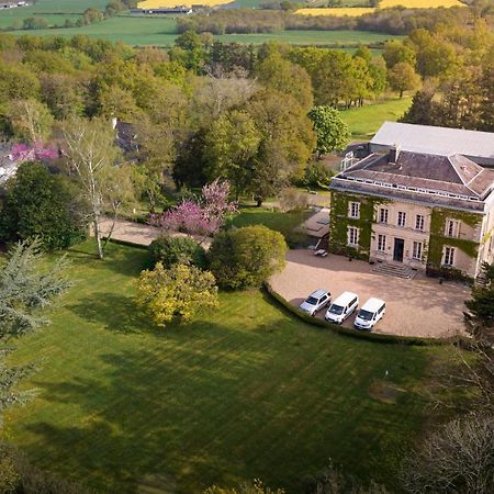 Institut Bois Robert Hotel Bécon-les-Granits Eksteriør billede
